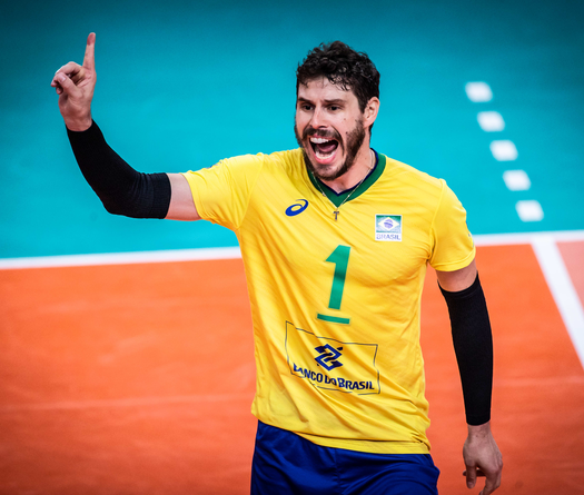 Đội trưởng Brazil lên tiếng chỉ trích Liên đoàn Bóng chuyền Quốc tế