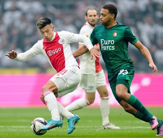 MU tính “cướp” hậu vệ của Ajax trong cuộc đua với Arsenal