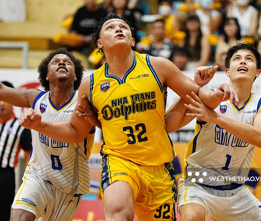 Không ngại chơi va chạm với Dolphins, Ho Chi Minh City Wings trở lại đỉnh BXH VBA 2022