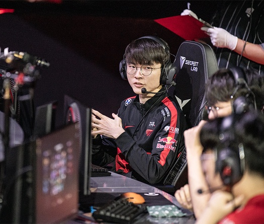 Faker chinh phục kỷ lục chưa từng có trong lịch sử LCK
