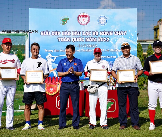 Gần 200 VĐV tranh tài, ngôi sao Lee Man-Soo ném bóng khai mạc giải Cúp các CLB Bóng chày toàn quốc 2022