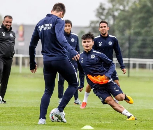 Quang Hải đã hiểu chiến thuật ở Pau FC, chưa bắt kịp tốc độ bóng đá châu Âu