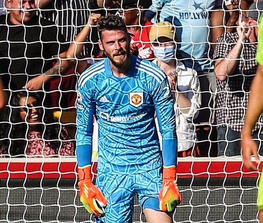 CĐV MU: De Gea đáng bị đẩy ra đảo hoang!