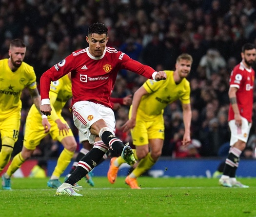 Kết quả Brentford 4-0 MU: Thảm họa hàng thủ