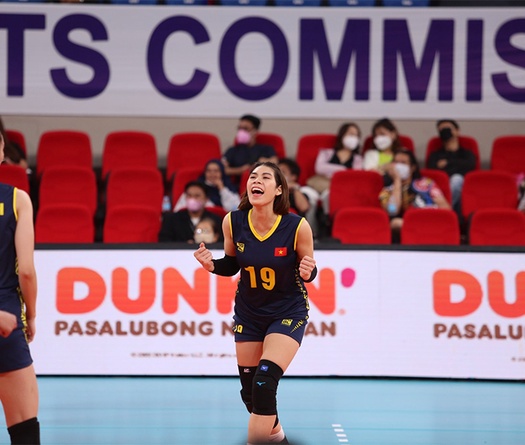 Song sát "Bích Thủy - Lâm Oanh" tỏa sáng, bóng chuyền nữ Việt Nam hủy diệt Iran