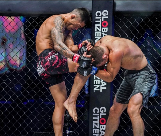 Full Fight: Martin Nguyễn hạ gục Kirill Gorobets, tái xuất ONE Championship ngoạn mục