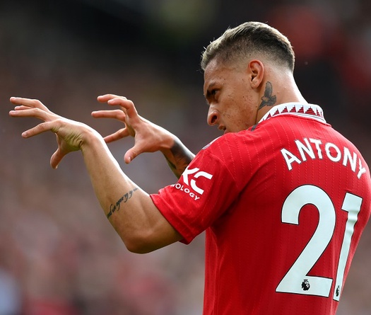 Tân binh Antony tạo cột mốc đặc biệt trong ngày ra mắt MU