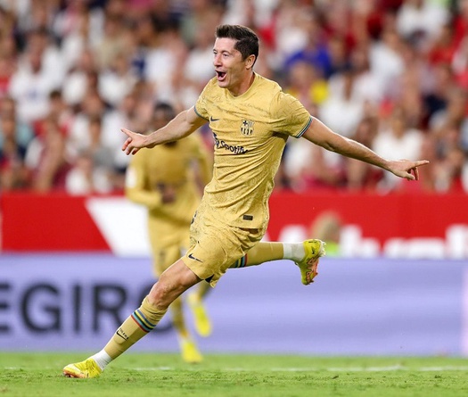 Lewandowski sánh ngang tốc độ ghi bàn của Ronaldo ở La Liga