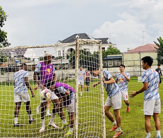 Công Phượng tập cực sung trước tin đồn chia tay HAGL sau mùa giải 2022