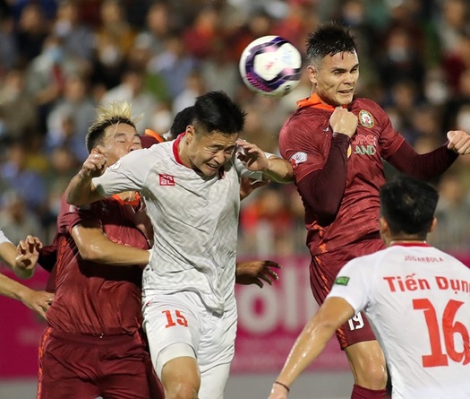 Bình Định và Hải Phòng cầm chân nhau, Hà Nội FC hưởng lợi