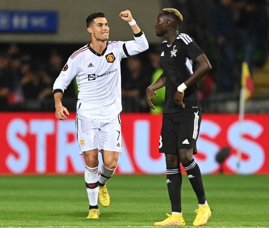 Ronaldo ghi bàn thắng đầu tiên cho MU ở Europa League