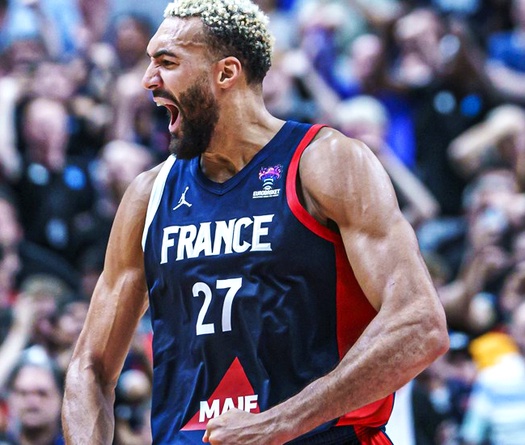 Hai lần "thoát hiểm" đưa Rudy Gobert cùng ĐT Pháp đến gần ngôi vương EuroBasket 2022