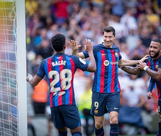 Lewandowski đạt tốc độ ghi bàn với Barca ngang bằng Haaland