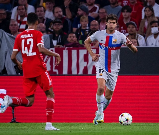Marcos Alonso, liều thuốc giải độc cho 503 ngày Barca không ghi bàn
