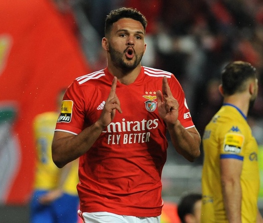 MU muốn mua tiền đạo ghi 8 bàn sau 12 trận của Benfica