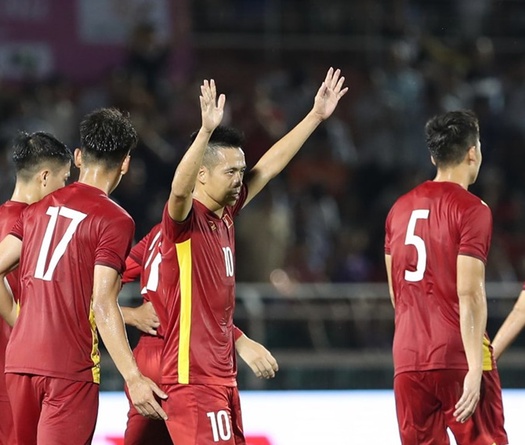 Văn Quyết và 62 phút ngọt ngào sau 2 năm trở lại tuyển Việt Nam