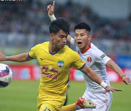 Vòng 17 V.League 2022: HAGL níu kéo giấc mơ vô địch, TP. HCM và Sài Gòn chạy trốn tử thần