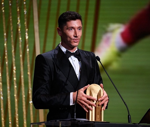 Trượt Top 3 Quả bóng vàng, Lewandowski được an ủi bằng giải Gerd Muller