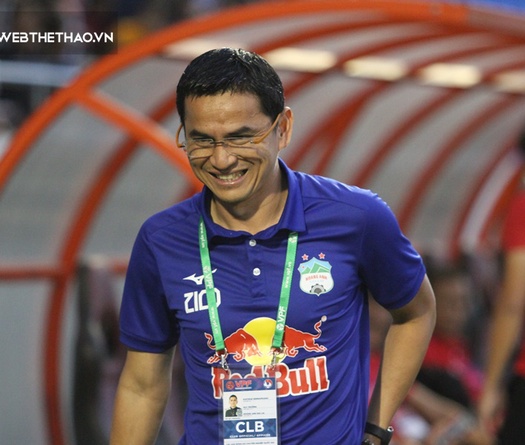 Trụ hạng thành công, HLV Kiatisuk nói về mục tiêu vô địch V.League của HAGL