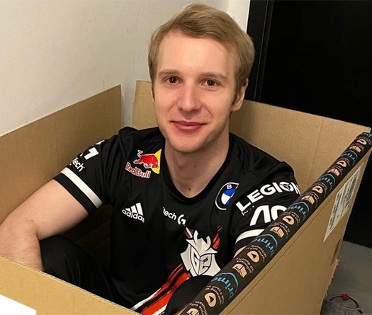 Jankos không thể tìm đội mới vì hợp đồng với G2 Esports?