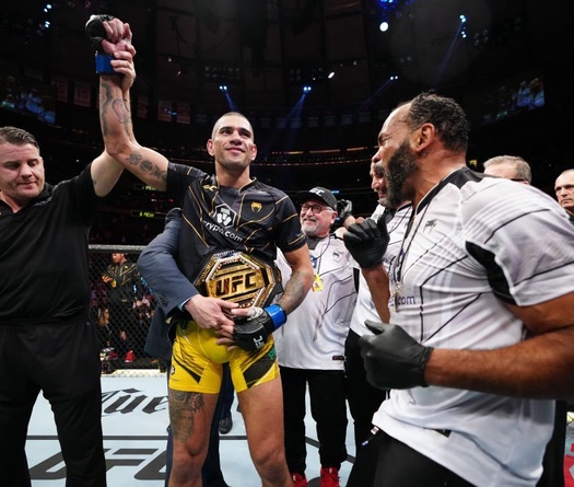 Highlight UFC 281: Alex Pereira gieo sầu, Weili Zhang trở lại ngôi vương ngoạn mục