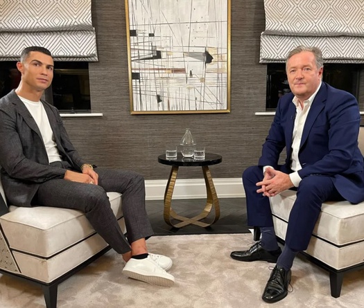 Ronaldo gây sốc khi cáo buộc MU phản bội, công khai thách thức Ten Hag