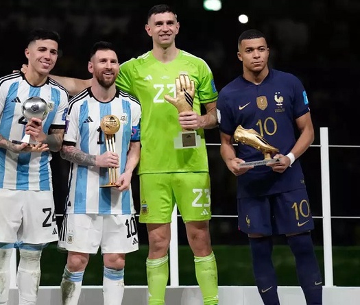 Mbappe đoạt ngôi Vua phá lưới kịch tính thế nào trước Messi?