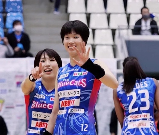 Thanh Thúy lên đường trở về Nhật Bản