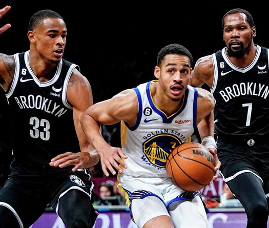 Warriors chạm đáy với 2 trận thua đậm liên tiếp, HLV Steve Kerr nắn gân các học trò