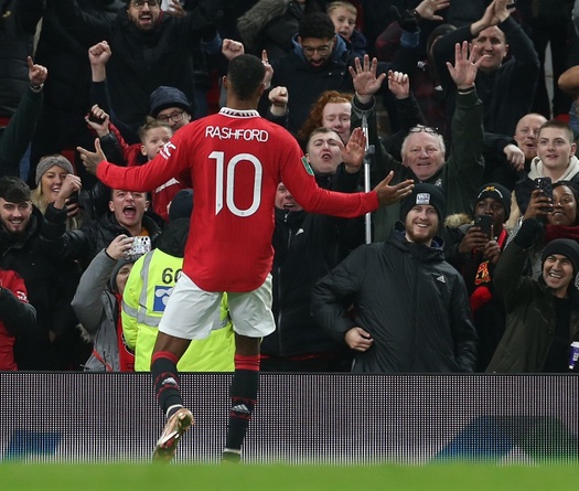 Rashford ghi bàn khó tin cho MU ở Carabao Cup sau màn độc diễn