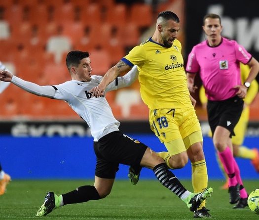 Tỷ lệ kèo trận Valencia vs Cadiz, La Liga, 3h ngày 7/1