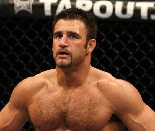 Cựu võ sĩ UFC Phil Baroni bị bắt vì sát hại bạn gái