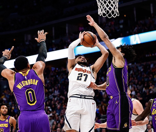 Jamal Murray chói sáng, cùng Nikola Jokic và Nuggets ngắt mạch bất bại của Lakers