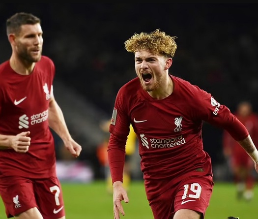 Siêu phẩm ở FA Cup giúp Liverpool thắng trận đầu tiên trong năm