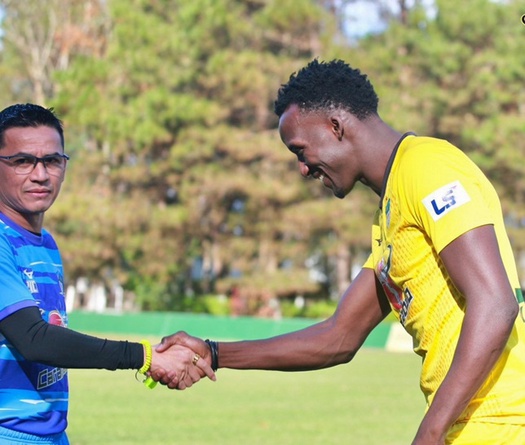 Bầu Đức dọa bỏ V.League vì "đụng hàng” nhà tài trợ VPF: Điều lệ giải đấu quy định ra sao?