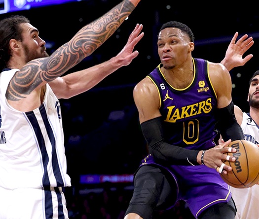 Cướp chiến thắng từ tay đối thủ, Lakers cắt chuỗi bất bại 11 trận của Memphis Grizzlies