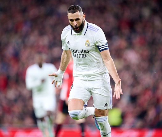 Benzema sánh ngang Ronaldo về số bàn thắng vào lưới Bilbao