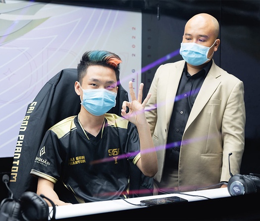 Gương vỡ lại lành, Yiwei sẽ trở lại khoác áo Saigon Phantom Liên Quân?