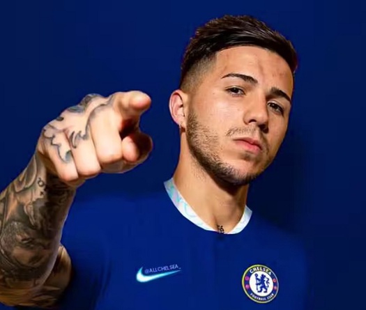 Top 10 bản hợp đồng đắt giá nhất thị trường tháng 1/2023