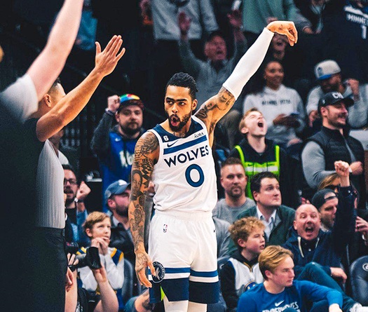 D’Angelo Russell toả sáng trước đội bóng cũ, Timberwolves ngắt mạch bất bại của Warriors