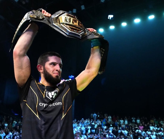 Islam Makhachev: Những điều bạn chưa biết về nhà vô địch hạng nhẹ UFC