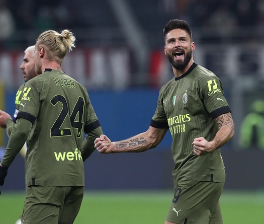 AC Milan đẩy lùi khủng hoảng ở trận thứ 3000 tại Serie A