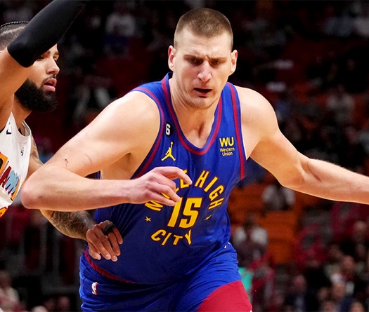 Nikola Jokic xuất sắc như thường lệ, Denver Nuggets thắng nghẹt thở Miami Heat