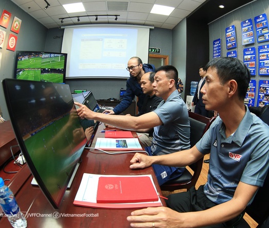 Động thái đưa VAR gần hơn với V.League, nhưng chưa phải mùa này