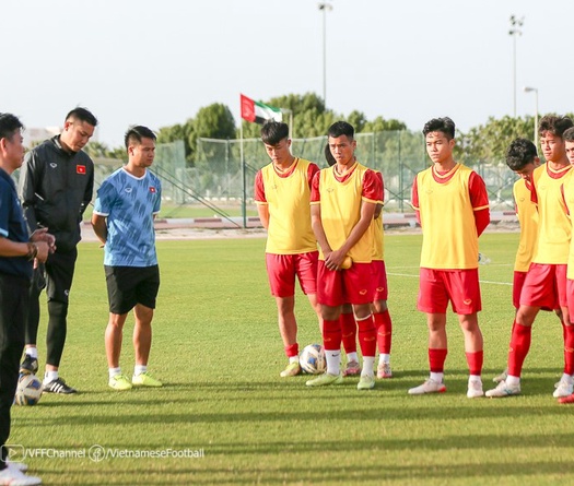 HLV Hoàng Anh Tuấn đau đầu loại 7 cầu thủ U20 Việt Nam