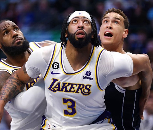 Đằng sau màn lội ngược dòng lịch sử của Los Angeles Lakers trước Dallas Mavericks