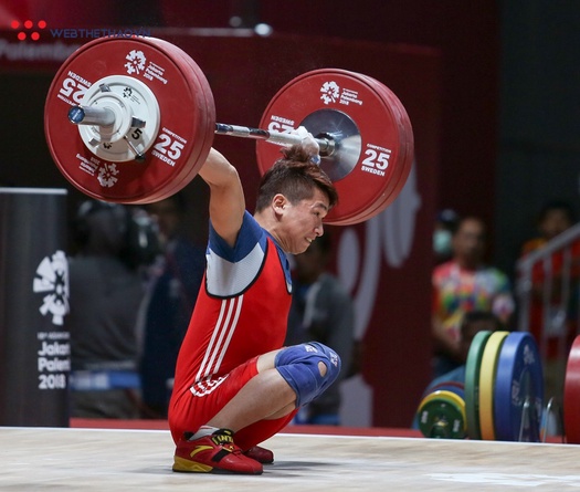 Lực sĩ Trịnh Văn Vinh đến Olympic 2024 khó tin sau 1500 ngày "treo tay" khổ ải