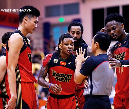 Để Eastern ghi 18-0 ở nửa sau trận đấu, Saigon Heat để thua Game 1 ABL Finals 2023
