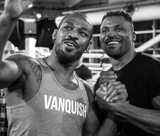 "Jon Jones sẽ làm thịt Francis Ngannou như đã làm với Ciryl Gane ở UFC 285"