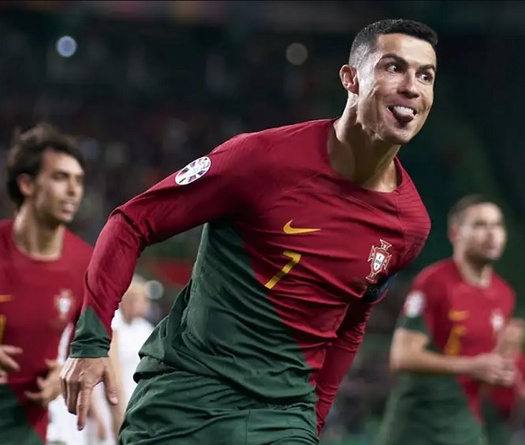 Ronaldo lập 2 kỷ lục khi Bồ Đào Nha thắng đậm ở Vòng loại Euro 2024